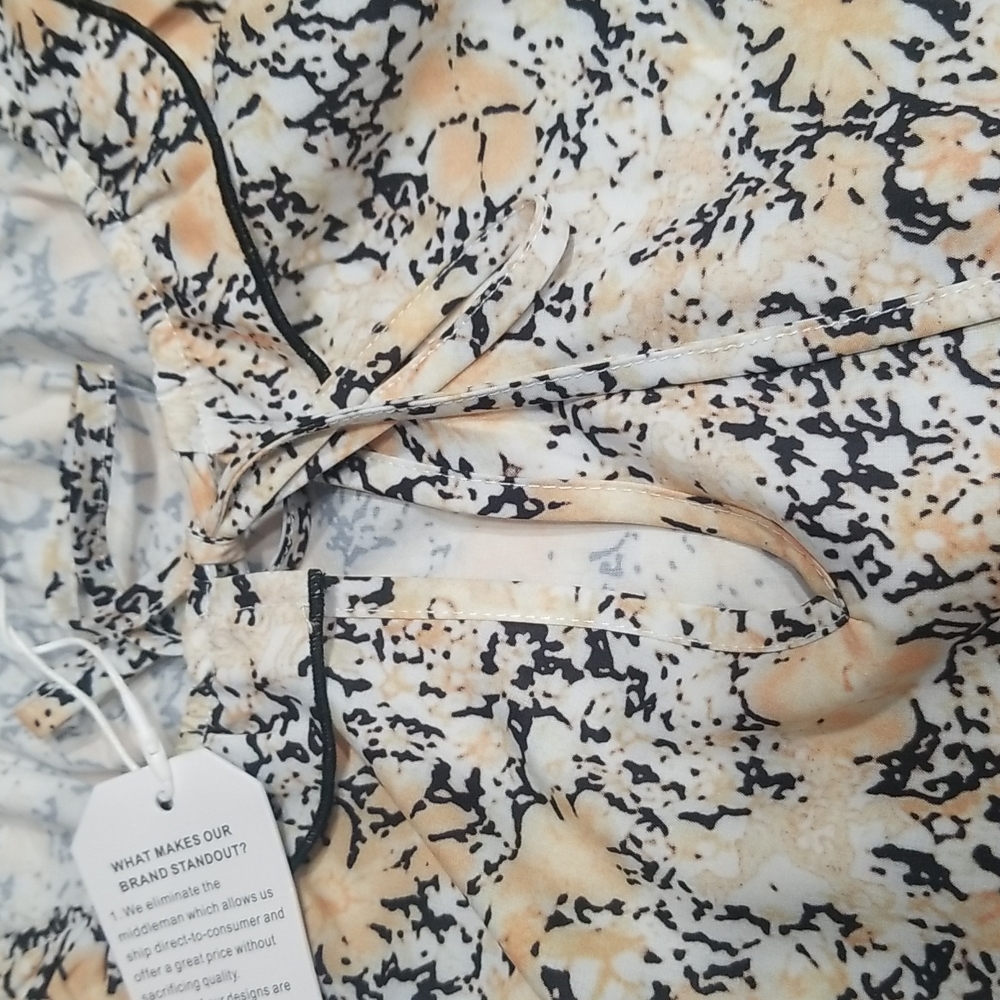 Made with Love Pattern Long Sleeves Ruffled Dress. L - Picture 6 of 10